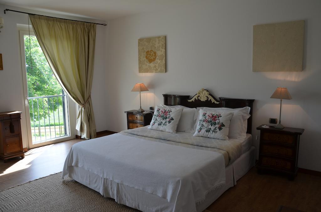 Cascina Castagneto Hotel Castell'Alfero Bilik gambar