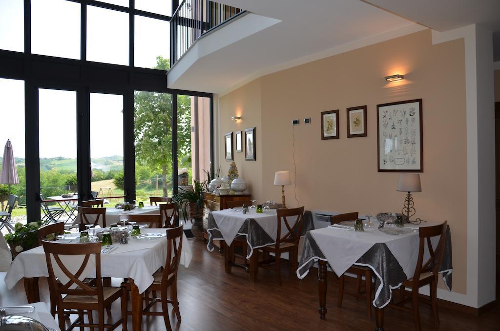 Cascina Castagneto Hotel Castell'Alfero Luaran gambar
