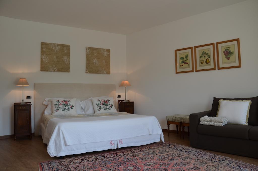 Cascina Castagneto Hotel Castell'Alfero Bilik gambar