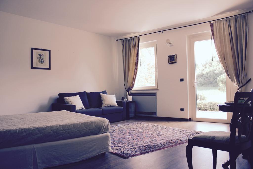 Cascina Castagneto Hotel Castell'Alfero Luaran gambar