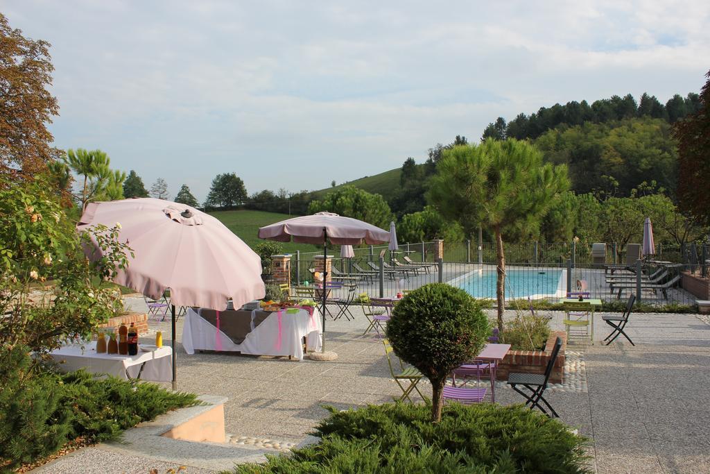 Cascina Castagneto Hotel Castell'Alfero Luaran gambar