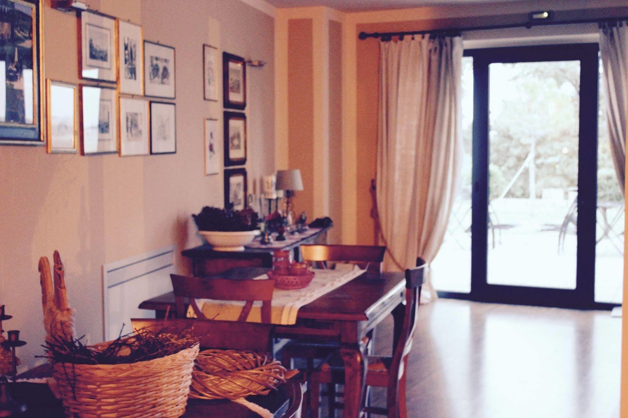 Cascina Castagneto Hotel Castell'Alfero Luaran gambar