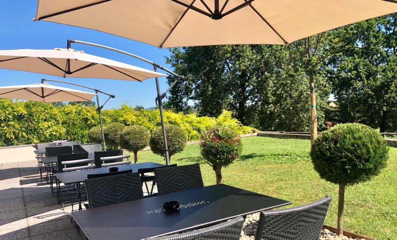 Cascina Castagneto Hotel Castell'Alfero Luaran gambar