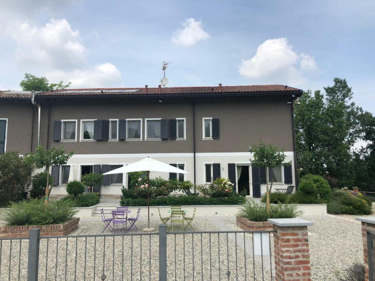 Cascina Castagneto Hotel Castell'Alfero Luaran gambar
